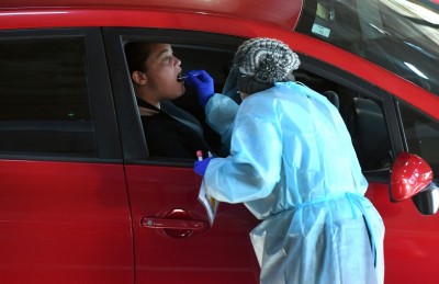 ވައިރަސް ކޮންޓްރޯލް ކުރުމަށް އޮސްޓްރޭލިއާ ސިފައިން މެލްބަންއަށް