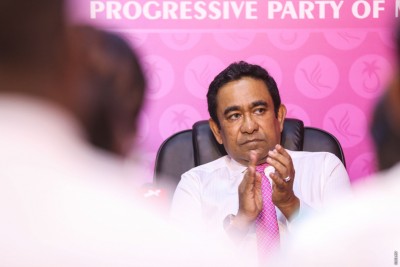 ސަރުކާރު ޒިންމާދާރު ކުރެވޭނީ އިދިކޮޅަށް މަޖިލީހުގެ އަޣުލަބިއްޔަތު އޮވެގެން: ރައީސް ޔާމީން