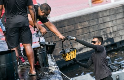 ކަނޑު ތޮށި ބޭރުން ވެސް ތެޔޮ ފެނުނު، ބެލެވެނީ ކަނޑުން އޮޔާ ގެނައީ ކަމަށް