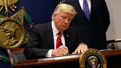 އެމެރިކާ ރައްޔިތުންގެ ފައިސާއިން ހަނގުރާމަތަކަށް ޚަރަދު ކުރުން ހުއްޓާލަން ޖެހޭ: ޓްރަމްޕް