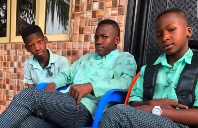 އެކްސްޓްރެކްޝަންގެ ޓްރެއިލާ އަމިއްލަ އަށް ކުޅެގެން ހޮލީވުޑަށް