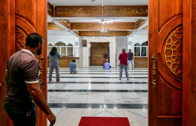 ޖަމާއަތުގައި ނަމާދުކުރާނީ މާދަމާ ރޭ މަޣްރިބް ނަމާދުން ފެށިގެން