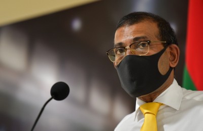 ޑޮކްޓަރުންގެ ޒިންމާއަކީ ހާލަތު ބުނެ ދިނުން، ސިޔާސަތު ކަނޑައެޅުމެއް ނޫން: ނަޝީދު