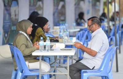 މިސްކިތްތައް މަރާމާތު ކުރުމަށް ކައުންސިލުން ހުޅުވި ފަންޑަށް 7 ލައްކަ އަށް ވުރެ ގިނަ ރުފިޔާ