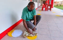 ތިން މަހަށް ފަހު ދަރިވަރުން ސްކޫލުތަކަށް