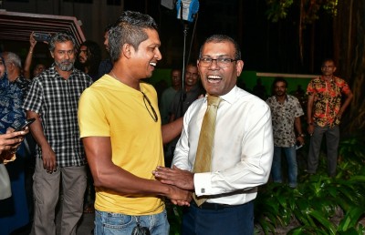 ނަޝީދު، ރައީސް ސޯލިހަށް: "ވެރިކަމުގެ ލައްޒަތާއި އިއްޒަތް ލިބުނީމާ ދުރަށް ޖެހެން އުނދަގޫ ވެދާނެ"