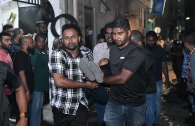 އިވްނިންގް ކެފޭގައި ރޯވި އަލިފާން ކޮންޓްރޯލްކޮށްފި