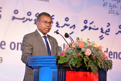 ކުރީގެ އުއްތަމަ ފަނޑިޔާރުގެ ރައްދެއް ރައީސަށް: 'މެންބަރުން ވަކިކުރުމުގެ ބާރު ޕާޓީތަކަށް ދިނުމުގެ އަސާސެއް ނެތް'