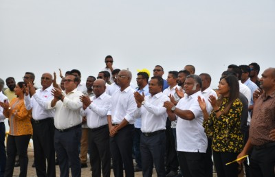 އައްޑޫގެ ރައްޔިތުން ރައީސަށް ދެވަނަ ދައުރެއް ދޭންޖެހޭ: ނިޒާރު