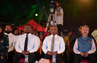 ތަރައްގީ ގެންނާނީ ވިސްނުންތެރިކަމާ އެކު ދެމެހެއްޓެނިވި ގޮތަކަށް: ރައީސް