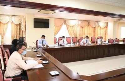 ބޮޑުފިނޮޅުގެ މައްސަލައިގައި ފަސް އިދާރާއެއް މަޖިލީހަށް ހާޒިރުކުރަން ނިންމައިފި