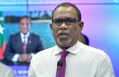 ޔާމީނަށް އަމިއްލަފުޅަށް ހިންގަވައި އުޅުއްވަން ވެސް މިހާރު ދަތި: އިދިކޮޅު