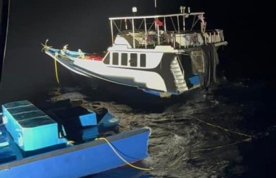 މަސްދޯންޏެއް ރޭގަނޑު ދަތުރުކުރަނިކޮށް ބިންދައިގެން ހިނގައްޖެ