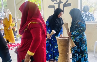 ސިޔާސީ ހަރަކާތެއް، އެކަމަކު ދަނގެތީގެ މަރުހަބާ މާ ބޮޑަށް ވެސް ތަފާތު!