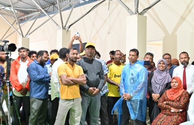 ސިޔާސީ ހަރަކާތެއް، އެކަމަކު ދަނގެތީގެ މަރުހަބާ މާ ބޮޑަށް ވެސް ތަފާތު!