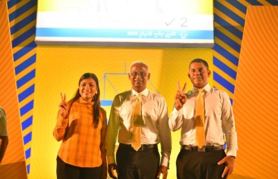 ރައީސަށް ތާއީދުކުރާ މީހުންނާ ދިމާކޮށް ހަމަނުޖެހުން އުފައްދަން އެބަ އުޅޭ: ނާޝިޒް