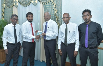 ނޭކުރެންދޫގައި އަސާސީ ހިދުމަތް ފުރިހަމަ ނުވާތީ ކަންބޮޑުވުން ރައީސްއާ ހިއްސާ ކުރައްވައިފި
