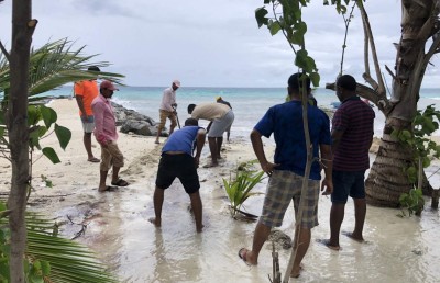 ބައެއް ރަށްރަށް ލޮނުގަނޑުގެ އަޑިއަށް! އަދިވެސް އުދަ އަރާނެ!