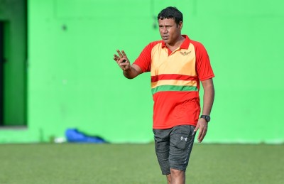 އިންމަ ދަ ގްރާންޑޭގައި މަޑުކޮށްފި
