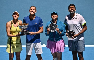 ރިއްސަކާ އެކު ސާނިއާ ގްރޭންޑް ސްލޭމް ކެރިއަރު ނިންމާލައިފި