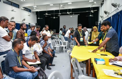 އެމްޑީޕީ ޕްރައިމަރީ: ރިޔާސީ އިންތިހާބެއްގައި ނުފެންނަވަރުގެ ހަމަނުޖެހުން!