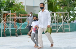 ހުކުރު ނަމާދުކުރުމުގައި ގައިދުރުކަމެއް ނެތް، އާއްމުން ކަންބޮޑުވެއްޖެ
