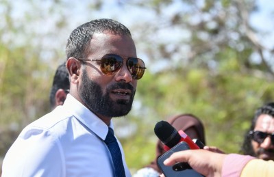 މާލޭ މީހުންނަށް މާޗު މަހު ހުޅުމާލެއިން ބިން ހަވާލުކުރަނީ
