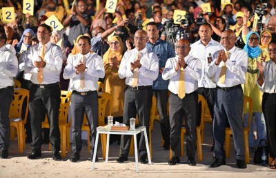 ރައީސަށް، އައްޑޫން މި ފަހަރު ތަފާތު ދައްކާލައިފި