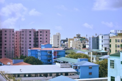 މާލޭ ގެއެއްގެ ހަ ވަނަ ބުރިން ވެއްޓި 97 އަހަރުގެ މީހަކު މަރުވެއްޖެ