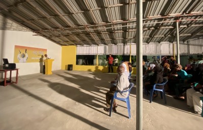 އަޅުގަނޑުގެ ވާދަވެރިން ފައިސާ ބަހާނެ، އެ ފައިސާގައި ހިފާތި: ނަޝީދު