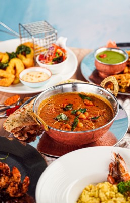 މާގިރި ހޮޓެލްގެ ޕީކް ރެސްޓޯރަންޓުން އާ ރަހަތަކެއް