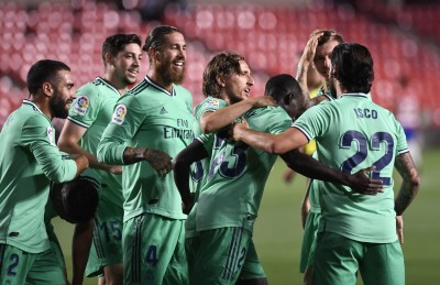 ރެއާލް މެޑްރިޑް ލީގު ކާމިޔާބުކުރުމާ ފިޔަވަޅަކާ ގާތަށް