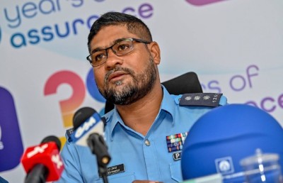 އެލައިޑުން "ރައްކާ"ގެ ދަށުން ފުލުހުންނަށް 100 ހެލްމެޓު