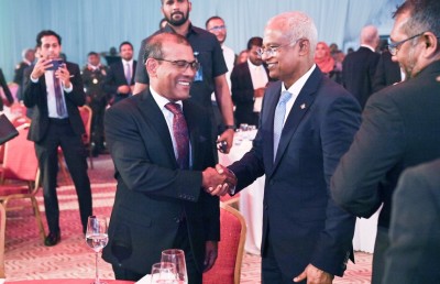 ޕްރައިމަރީ އަށް ފަހު ފުރަތަމަ ފަހަރަށް ދެ ރައީސުން އެއް ތަނަކުން