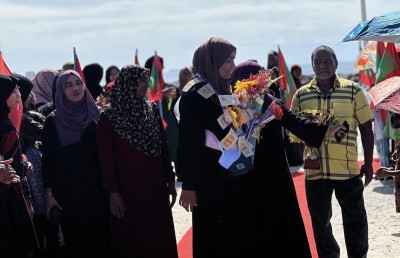 ފުރަތަމަ ހާފިޒަށް ރަށުގެ އެންމެ ހޫނު މަރުހަބާ!