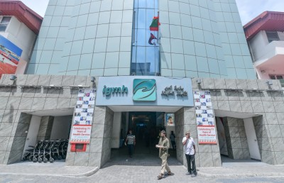 މަސް ފެންގަނޑަށް ވެއްޓުނު ކުއްޖާ ވެންޓިލޭޓަރުގައި