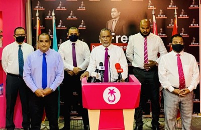 ރެސިޑެންސް ވިސާ އިސްލާހު އަނބުރާ ގެންދޭ: އިދިކޮޅު