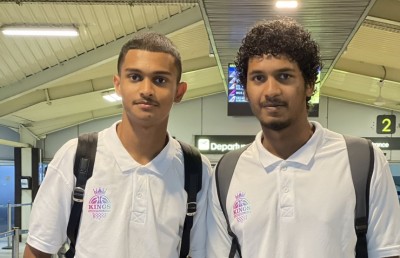 ކިންގްސްގެ ޒުވާން ދެ ކުޅުންތެރިން ޓްރޭނިން އަށް ދުބާއީ އަށް