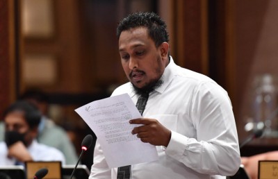 ރެސިޑެންސް ވިސާއާ ގުޅޭ ގޮތުން ހުށަހެޅި ކުއްލި މައްސަލަ ބަލައެއްނުގަތް