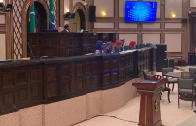 މަޖިލީހުގެ އިދާރާގެ މުވައްޒަފަކު އަނެއްކާވެސް ކޮވިޑަށް ޕޮޒިޓިވްވެއްޖެ