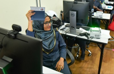 ޕާސްޕޯޓަށް އެދި ދެން ހުށަހެޅޭނީ ޚާއްސަ ޕޯޓަލް މެދުވެރިކޮށް އެކަނި