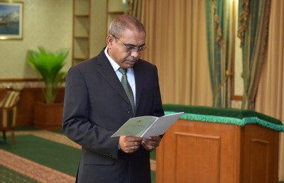 އެޗްއާރުސީއެމްގެ ނައިބު ރައީސް ޒާހިދު ވަކިކުރަން މަޖިލީހުން ފާސްކޮޮށްފި