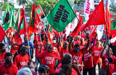 އިންޑިއާއާ ދެކޮޅު ކެމްޕޭނާ ހެދި ދިވެހިންނަށް ދަތިކޮށްފާނެ ކަމަކަށް ނުބެލެވޭ: ސަފީރު