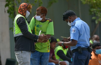 ދިވެހި ޒުވާނުންނަށް ވުރެ ރާއްޖޭގައި ބިދޭސީން ގިނަ، ނުރައްކަލުގެ ރަނގަބީލެއް!