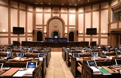 ފަސް ބޭފުޅަކު ސަފީރު ކަމަށް އައްޔަން ކުރަން ރުހުން ދީފި