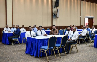 ފަނޑިޔާރުންގެ މުސާރަ އާއި އިނާޔަތް ކަނޑައަޅަން މިނިވަން ކޮމިޝަނެއް އޮންނަންޖެހޭ: ޖަމިއްޔާ