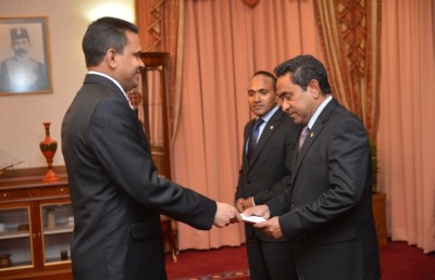 ޔާމީނުގެ ދިފާއުގައި ނާޒިމް: "އެ މަނިކުފާނު ޖަލުގައި ބާއްވައިގެން ނުވާނެ"