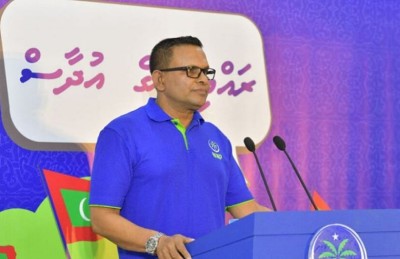 ޔާމީނުގެ ދިފާއުގައި ނާޒިމް: "އެ މަނިކުފާނު ޖަލުގައި ބާއްވައިގެން ނުވާނެ"