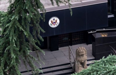 އެމެރިކާ އިން އެޅި ފިޔަވަޅަށް ޗައިނާ އިން ރައްދު ދީ ކޮންސިއުލޭޓެއް ބަންދުކޮށްފި