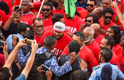 މާރިޔާ، ސަމަދަށް މަލާމަތްކުރީ ބީޖޭޕީ ރުއްސަން: އިދިކޮޅު